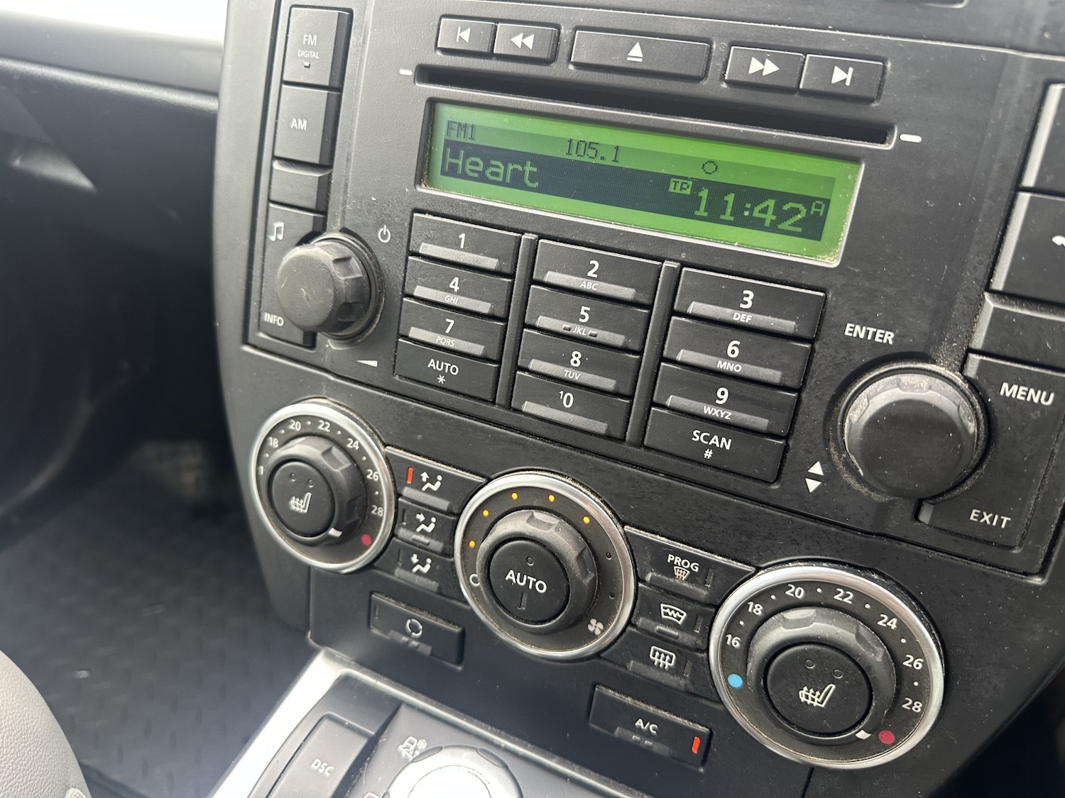 Used Land Rover Freelander 2 2010 for sale - 76579954: Photo 17