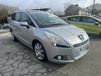 Used Peugeot 5008 2012 for sale - 77508543: Photo