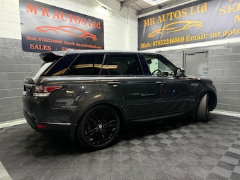 Used Land Rover Range Rover Sport 2017 for sale - 79453659: Photo