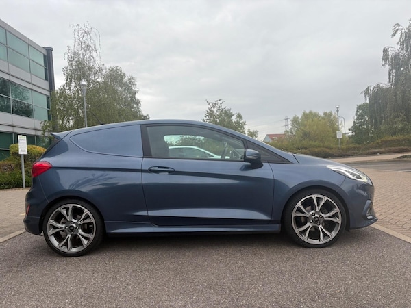 Used Ford Fiesta Van 2020 for sale - 76098768: Photo 8