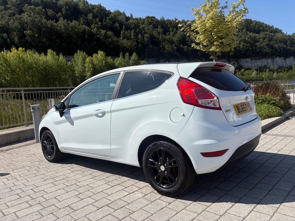 Used Ford Fiesta 2015 for sale - 75207804: Photo 12