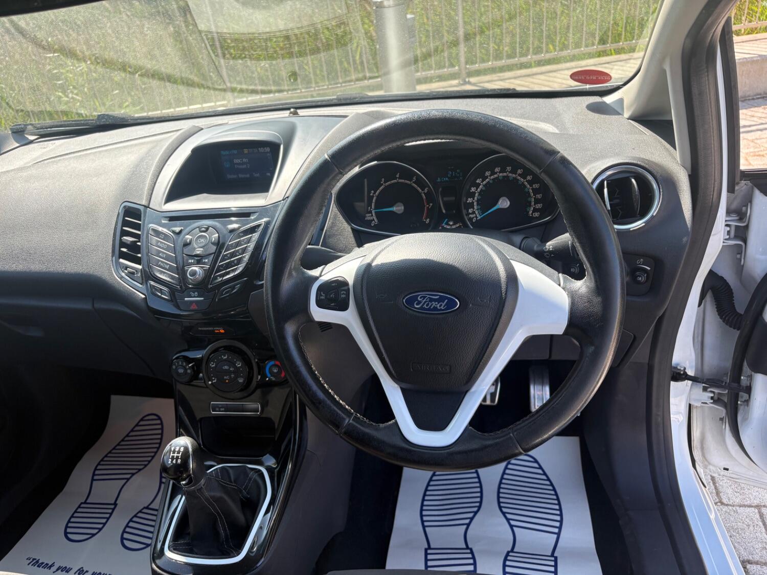Vehicle 21