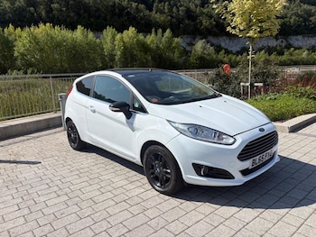 Used Ford Fiesta 2015 for sale - 75207804: Photo