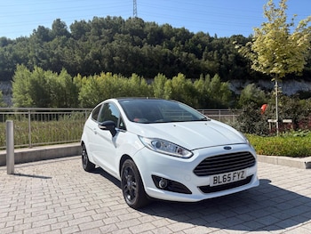 Used Ford Fiesta 2015 for sale - 75207804: Photo