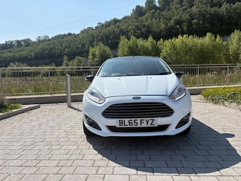 Used Ford Fiesta 2015 for sale - 75207804: Photo