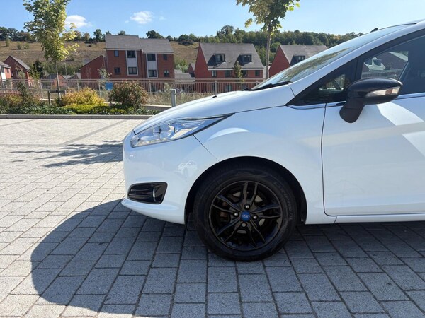 Used Ford Fiesta 2015 for sale - 75207804: Photo 9