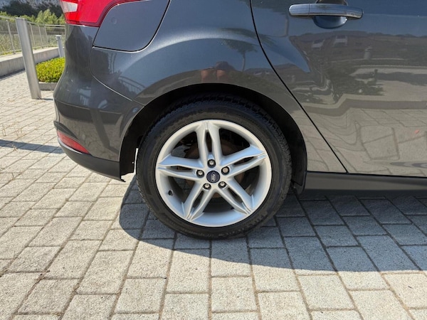 Used Ford Focus 2015 for sale - 75561654: Photo 24