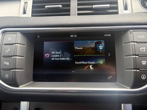 Used Land Rover Range Rover Evoque 2016 for sale - 75718378: Photo 32