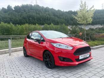 2014 - 1.0 T EcoBoost Zetec S Red Edition 3-Door