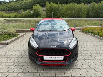 Used Ford Fiesta 2017 for sale - 75124444: Photo
