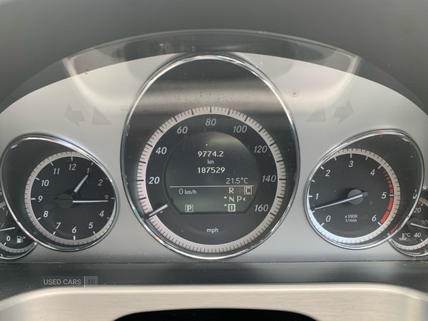 Used Mercedes-Benz E-Class 2009 for sale - 75364679: Photo 14