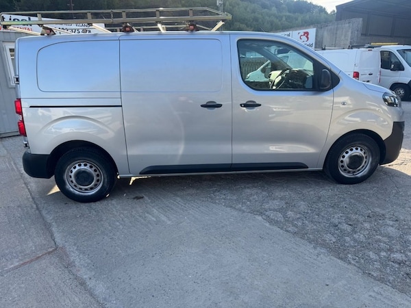 Used Citroen Dispatch 2017 for sale - 76297221: Photo 2