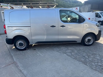 Used Citroen Dispatch 2017 for sale - 76297221: Photo 2