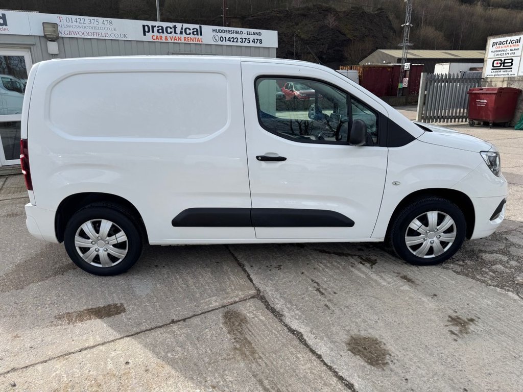 Used Vauxhall Combo 2020 for sale - 77764653: Photo 2