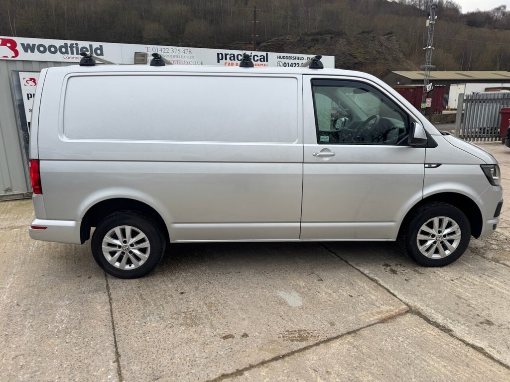 Used Volkswagen Transporter 2018 for sale - 77075457: Photo 10