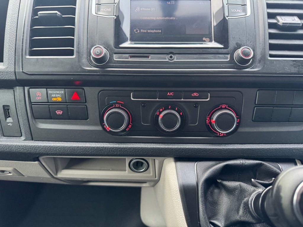 Used Volkswagen Transporter 2018 for sale - 77075457: Photo 21