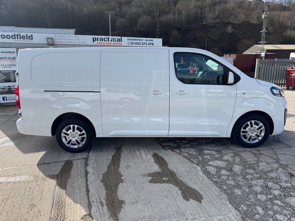 Used Vauxhall Vivaro 2020 for sale - 77764597: Photo 2