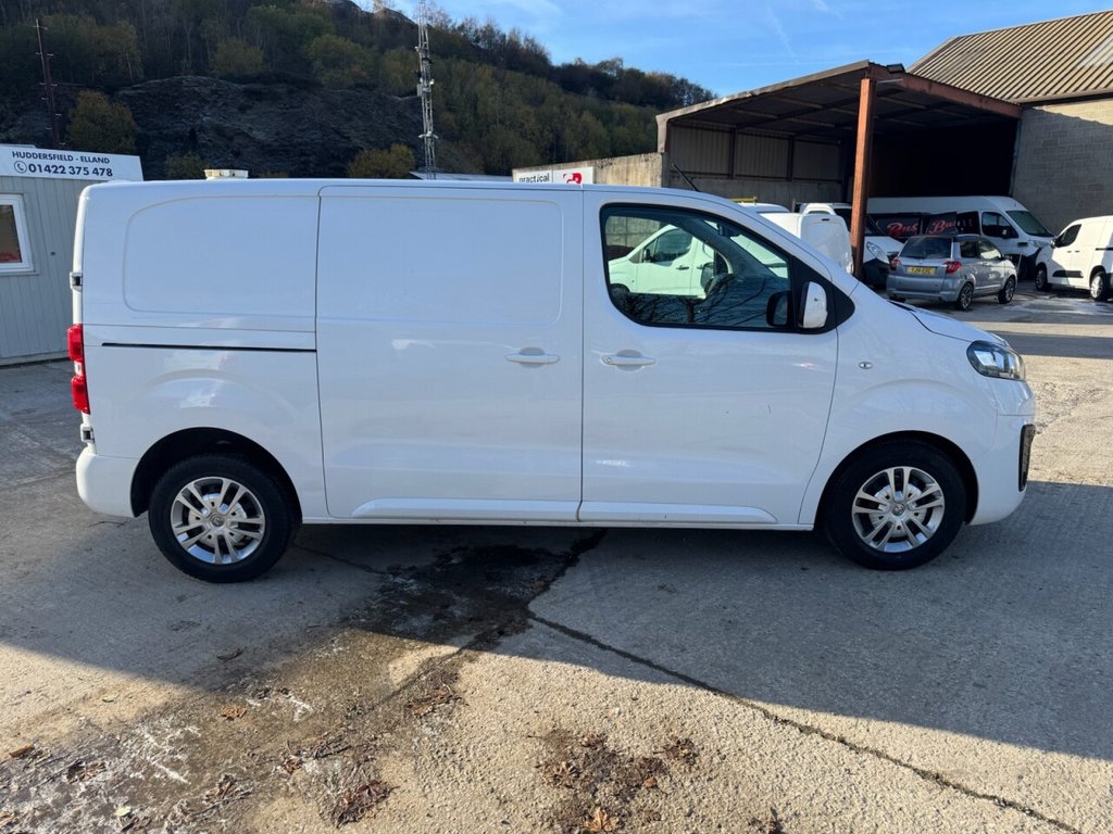 Used Vauxhall Vivaro 2021 for sale - 77075508: Photo 2