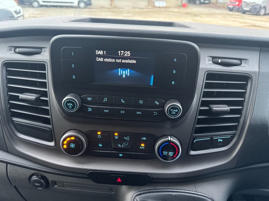 Used Ford Transit Custom 2019 for sale - 76406938: Photo 13