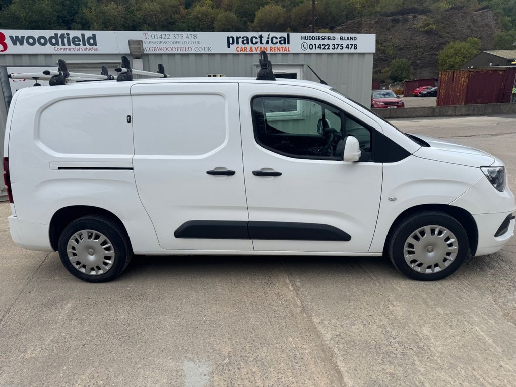 Used Vauxhall Combo 2020 for sale - 76665516: Photo 2