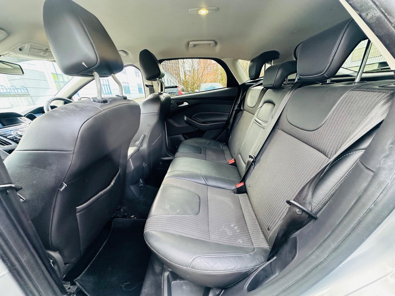 Used Ford Focus 2012 for sale - 76898619: Photo 12