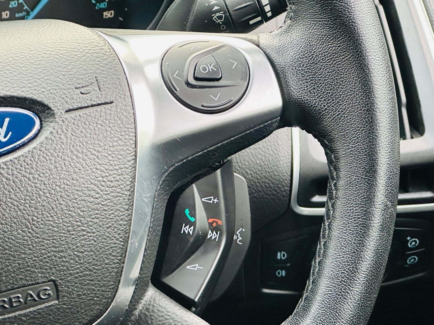 Used Ford Focus 2012 for sale - 76898619: Photo 27