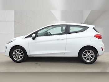 Used Ford Fiesta 2017 for sale - 79116543: Photo