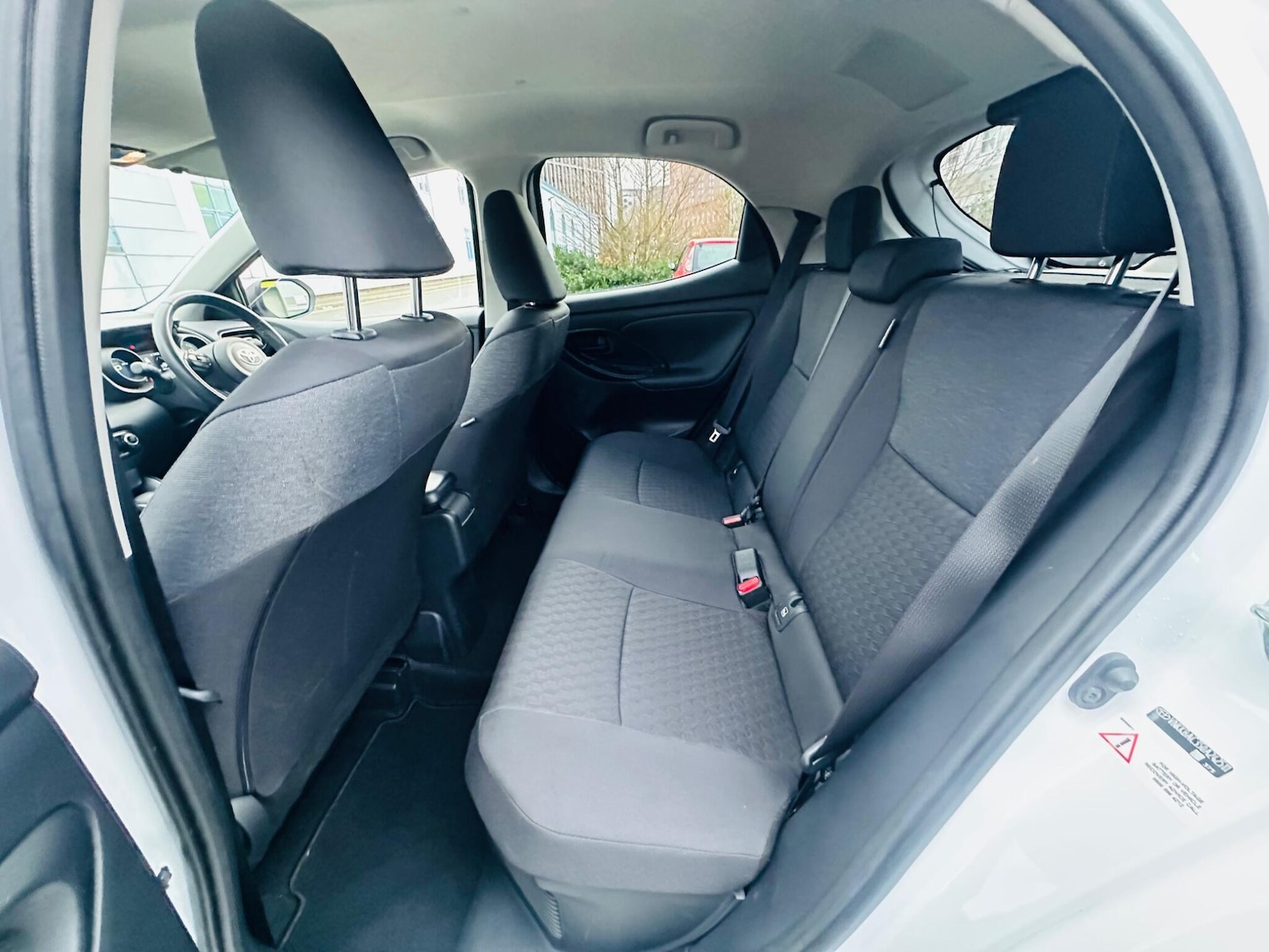 Used Toyota Yaris 2022 for sale - 76866168: Photo 12