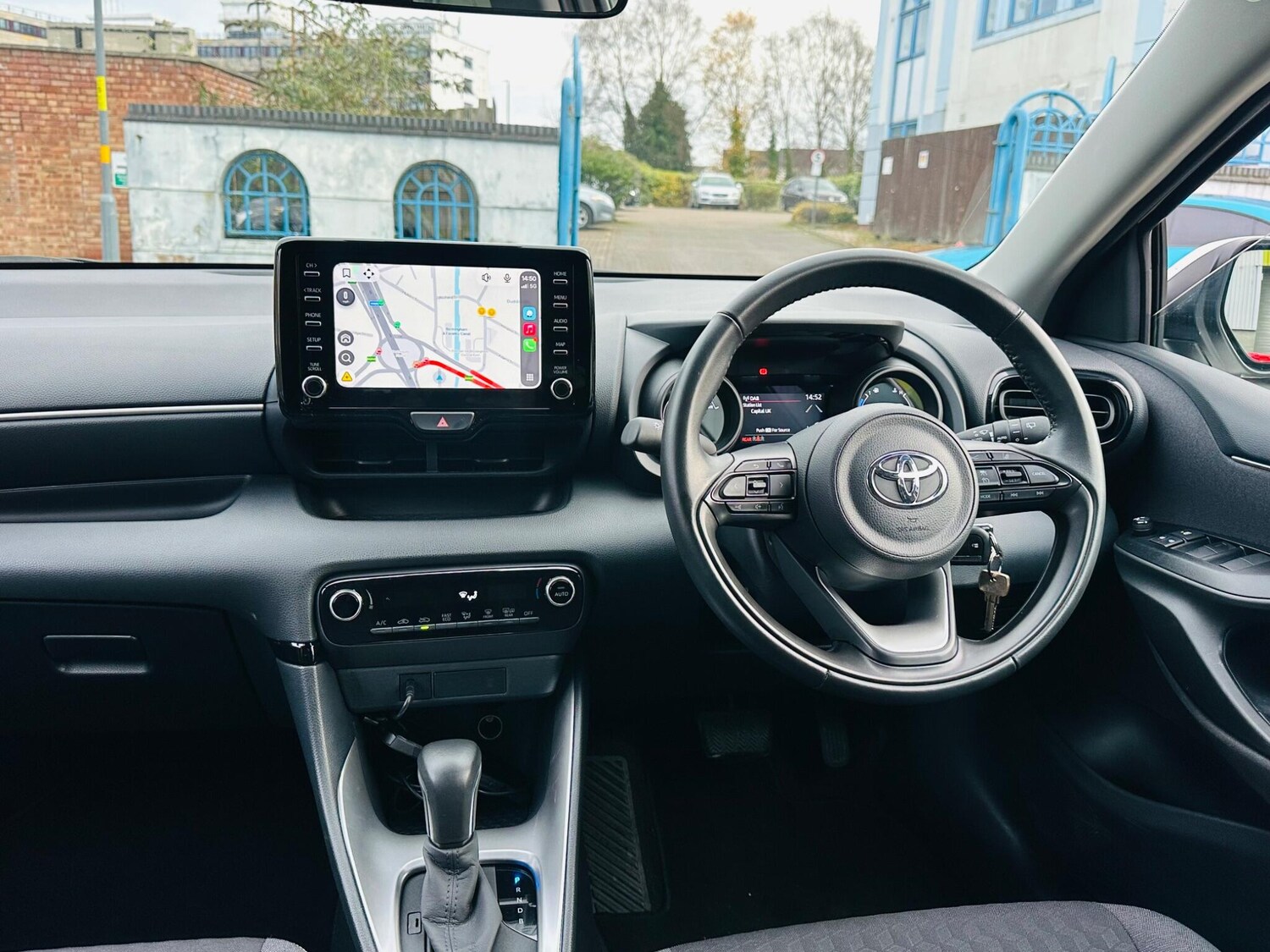 Used Toyota Yaris 2022 for sale - 76866168: Photo 17