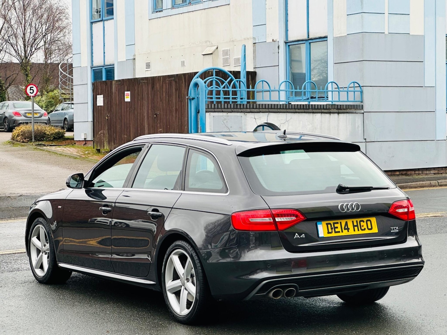 Used Audi A4 Avant 2014 for sale - 77255311: Photo 11