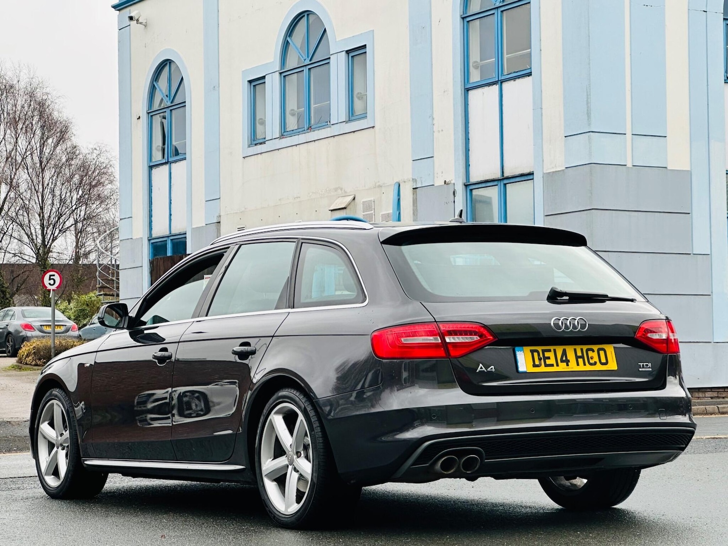 Used Audi A4 Avant 2014 for sale - 77255311: Photo 14