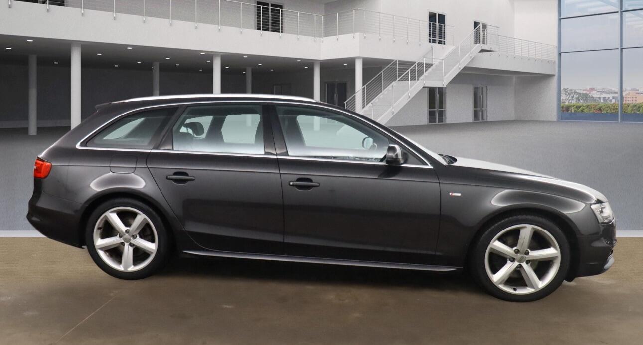 Used Audi A4 2014 for sale - 77255311: Photo 3