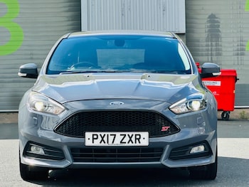 Used Ford Focus 2017 for sale - 79373905: Photo