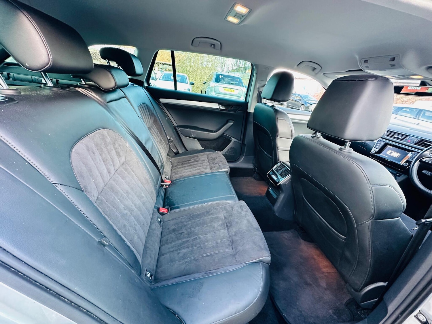 Used Skoda Superb 2016 for sale - 77278842: Photo 19