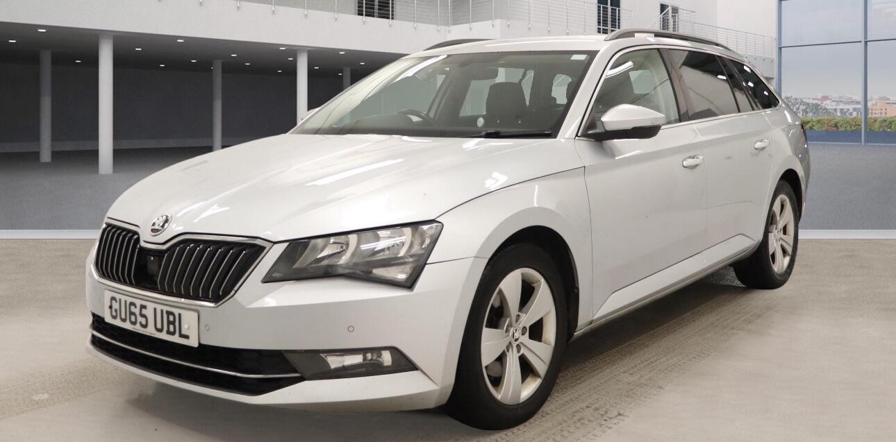 Used Skoda Superb 2016 for sale - 77278842: Photo 2