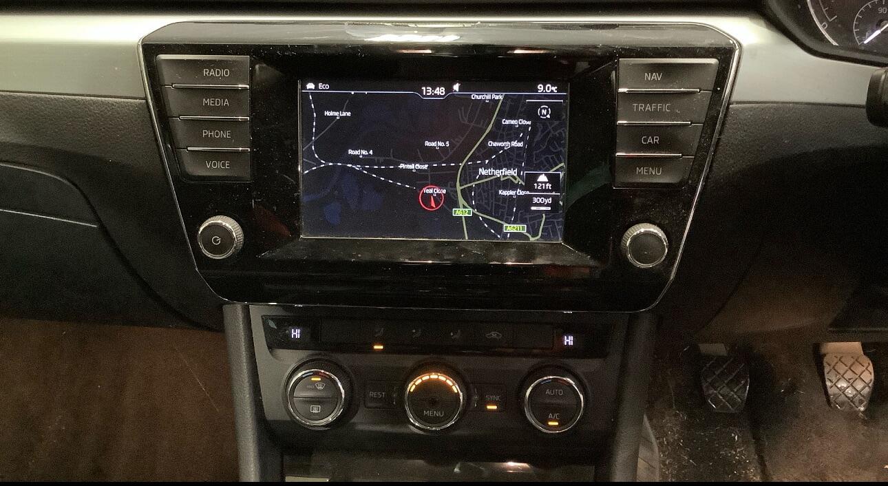 Used Skoda Superb 2016 for sale - 77278842: Photo 6