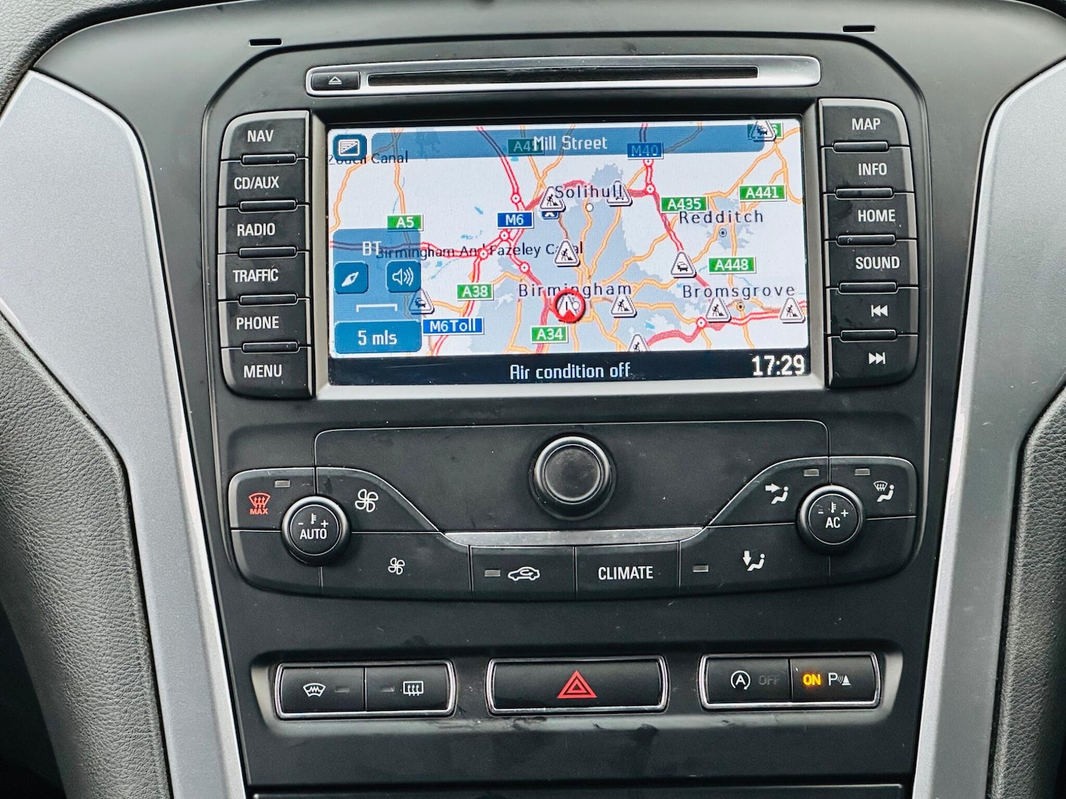 Used Ford Mondeo 2013 for sale - 76099176: Photo 22