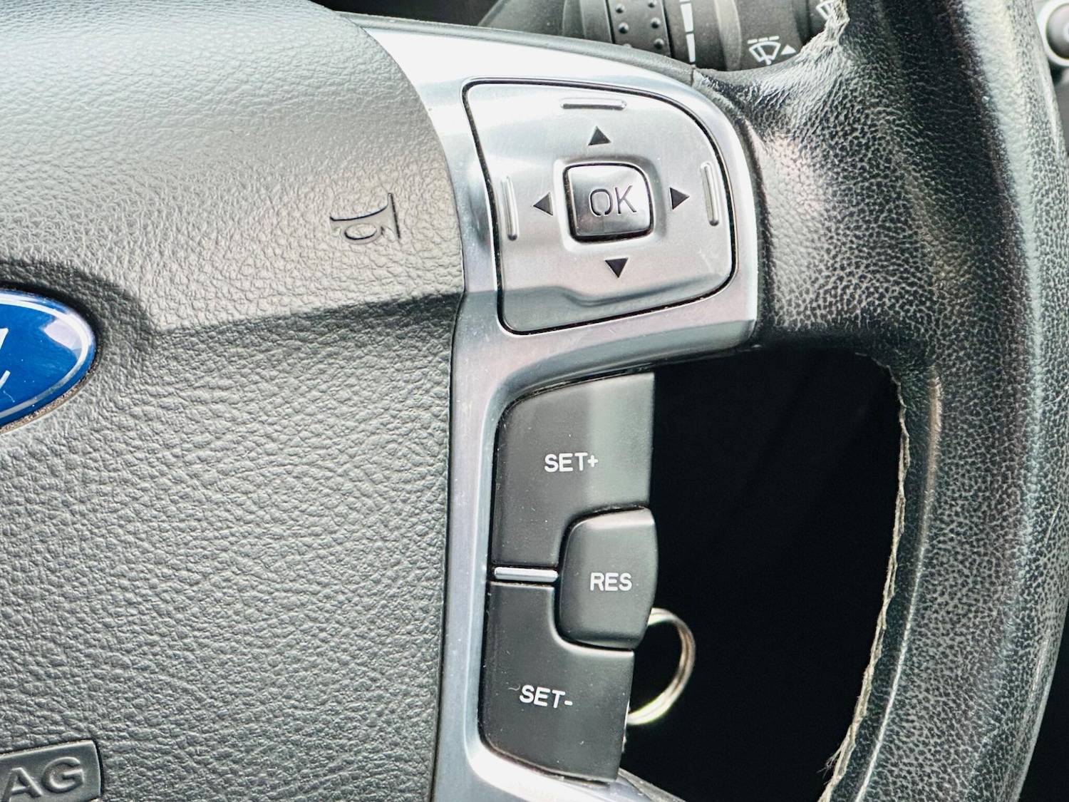 Used Ford Mondeo 2013 for sale - 76099176: Photo 25