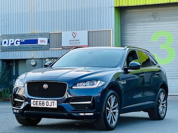 Used Jaguar F-Pace 2018 for sale - 79201439: Photo
