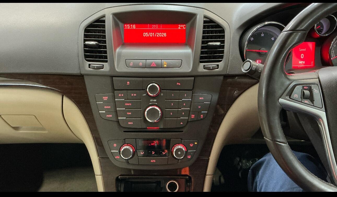 Used Vauxhall Insignia 2010 for sale - 77131786: Photo 8