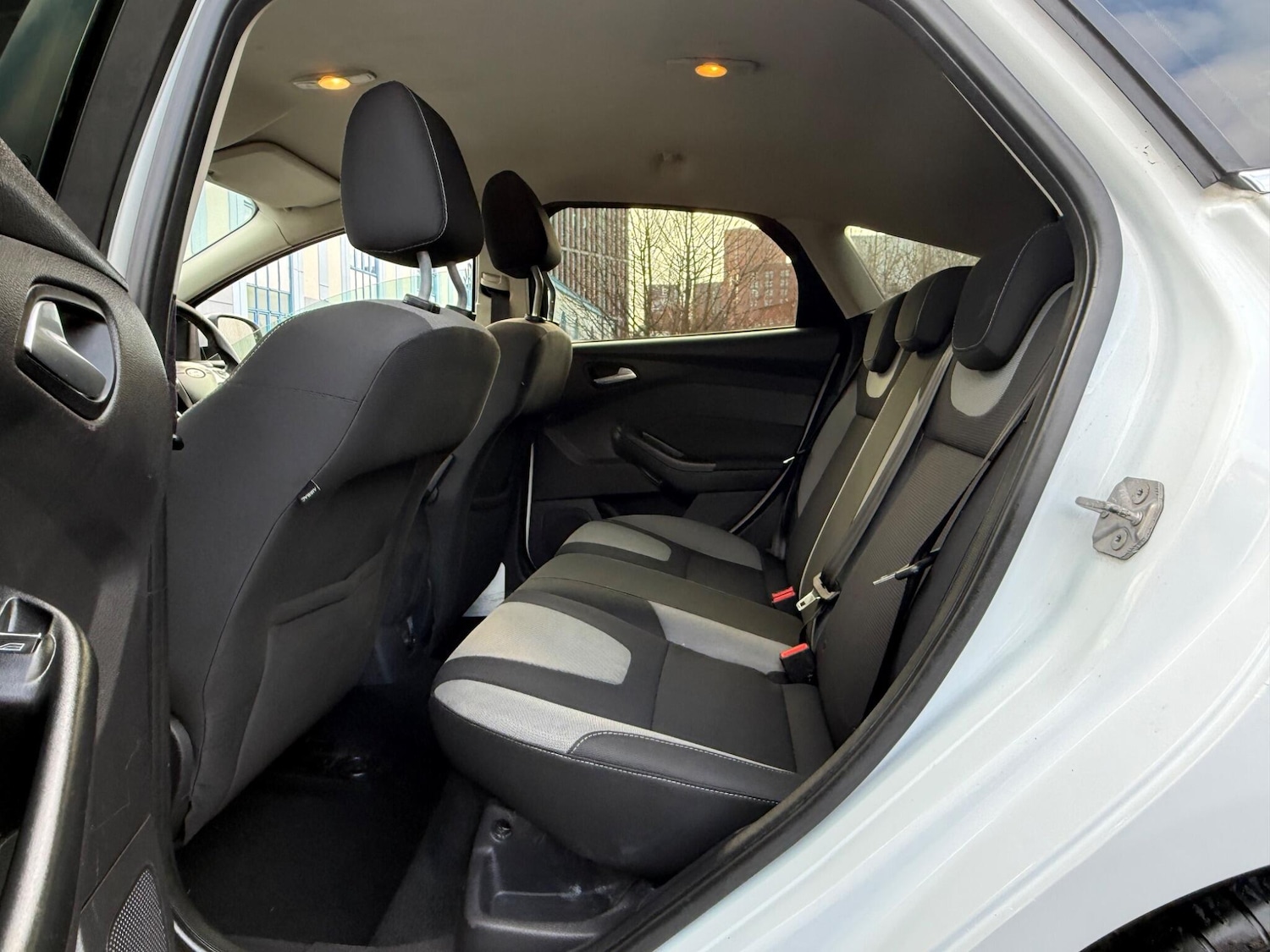 Used Ford Focus 2012 for sale - 77400534: Photo 9