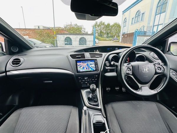 Used Honda Civic 2015 for sale - 76084857: Photo 16