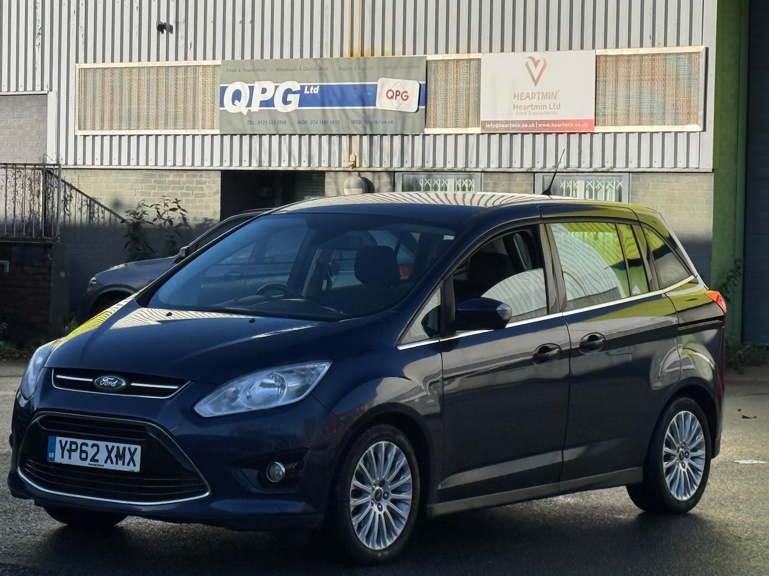 Used Ford Grand C-Max 2013 for sale - 76996468: Photo 5