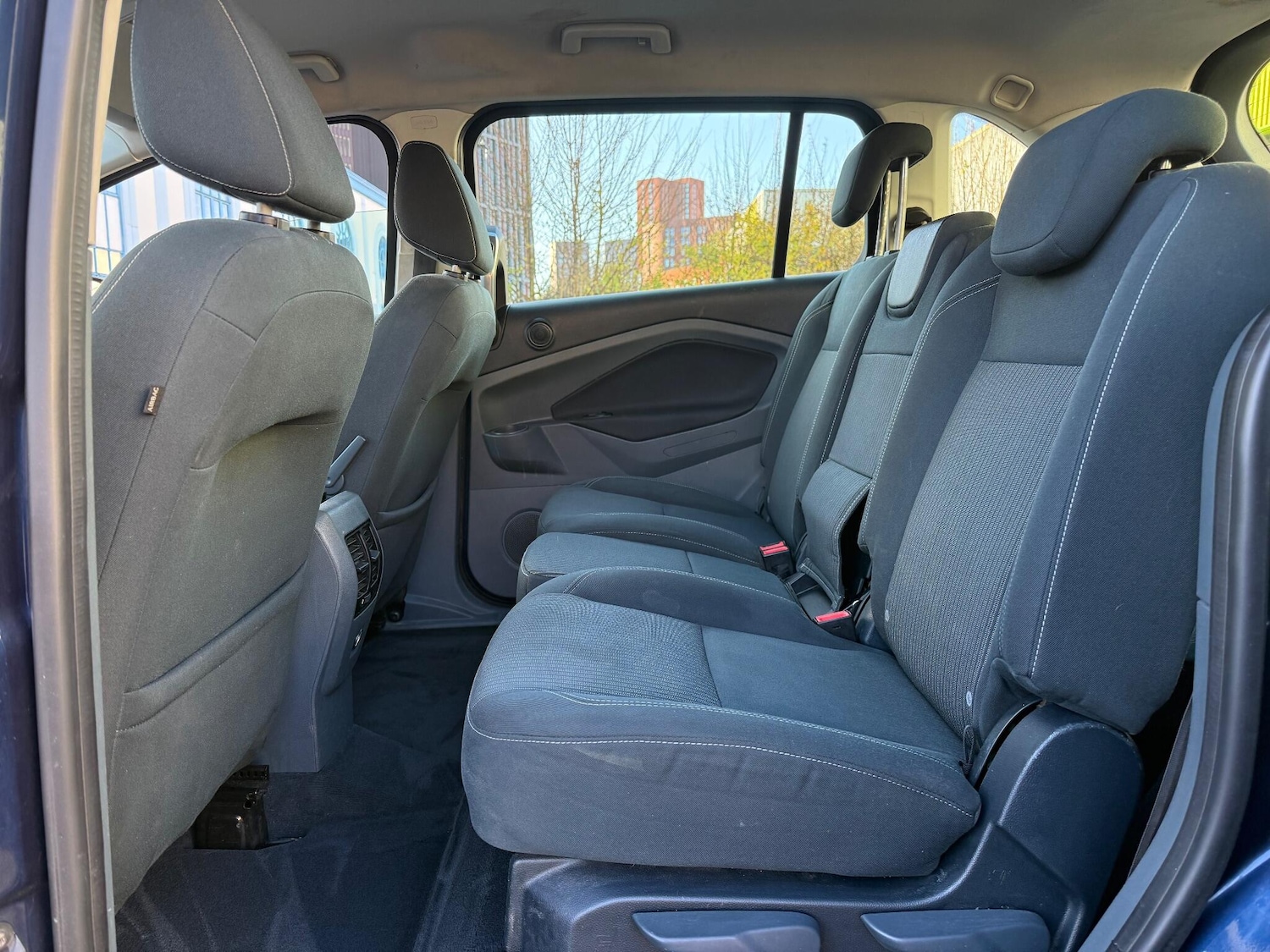 Used Ford Grand C-Max 2013 for sale - 76996468: Photo 9