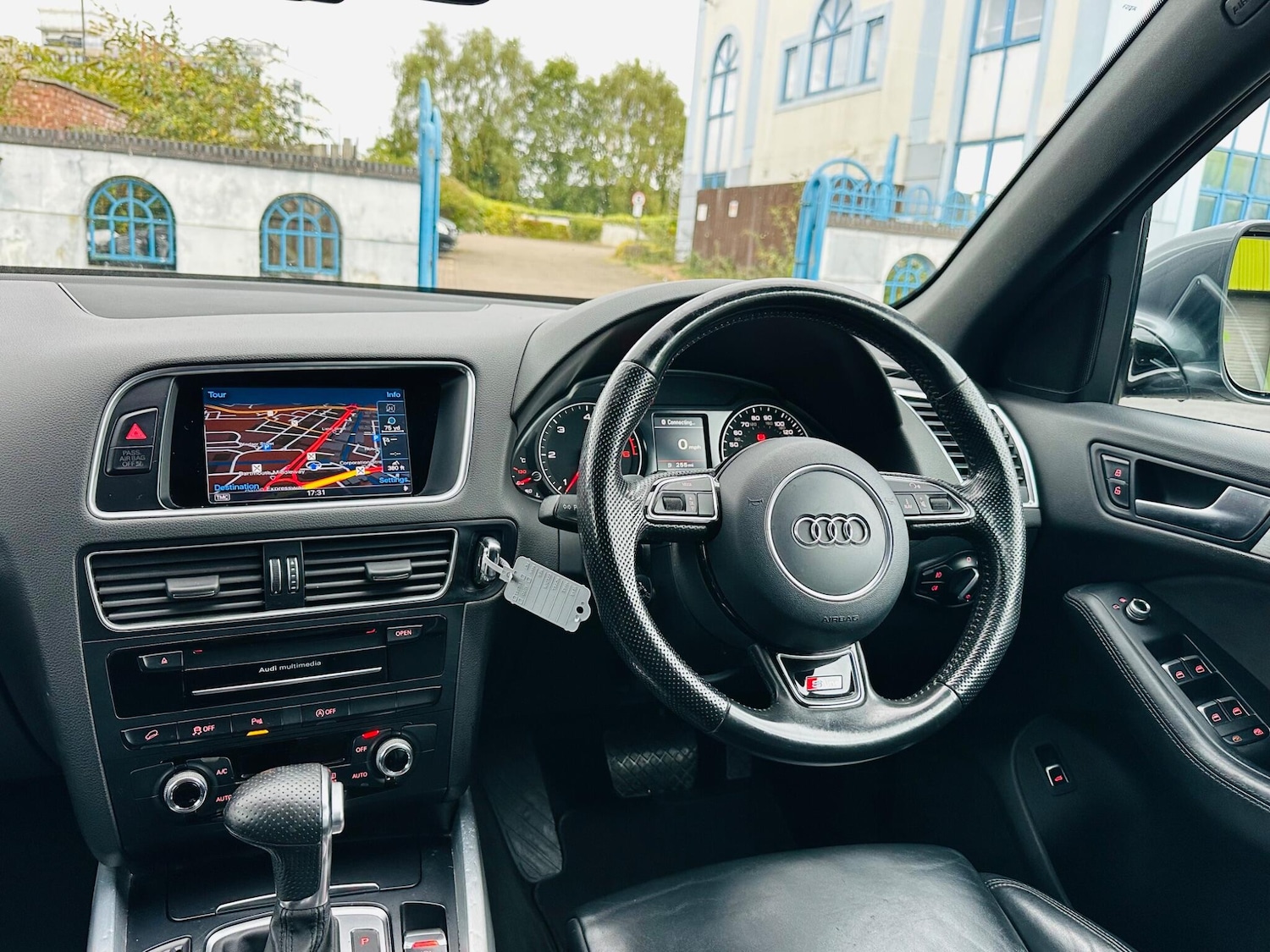 Used Audi Q5 2015 for sale - 76942542: Photo 20