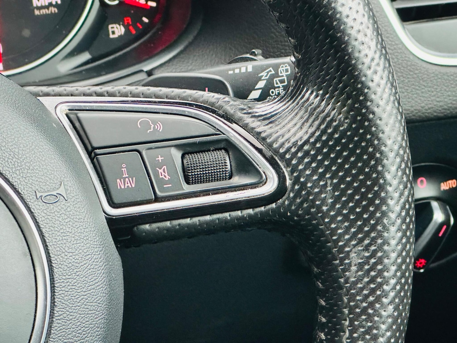 Used Audi Q5 2015 for sale - 76942542: Photo 22