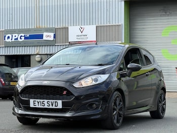 Used Ford Fiesta 2015 for sale - 77982635: Photo