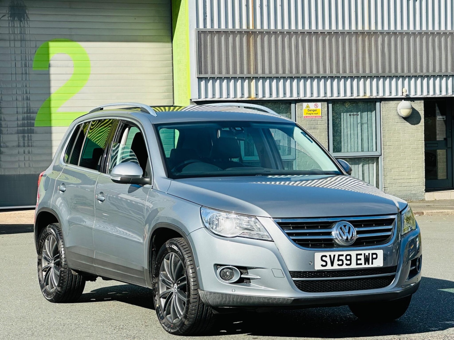 Used Volkswagen Tiguan 2009 for sale - 76446434: Photo 1