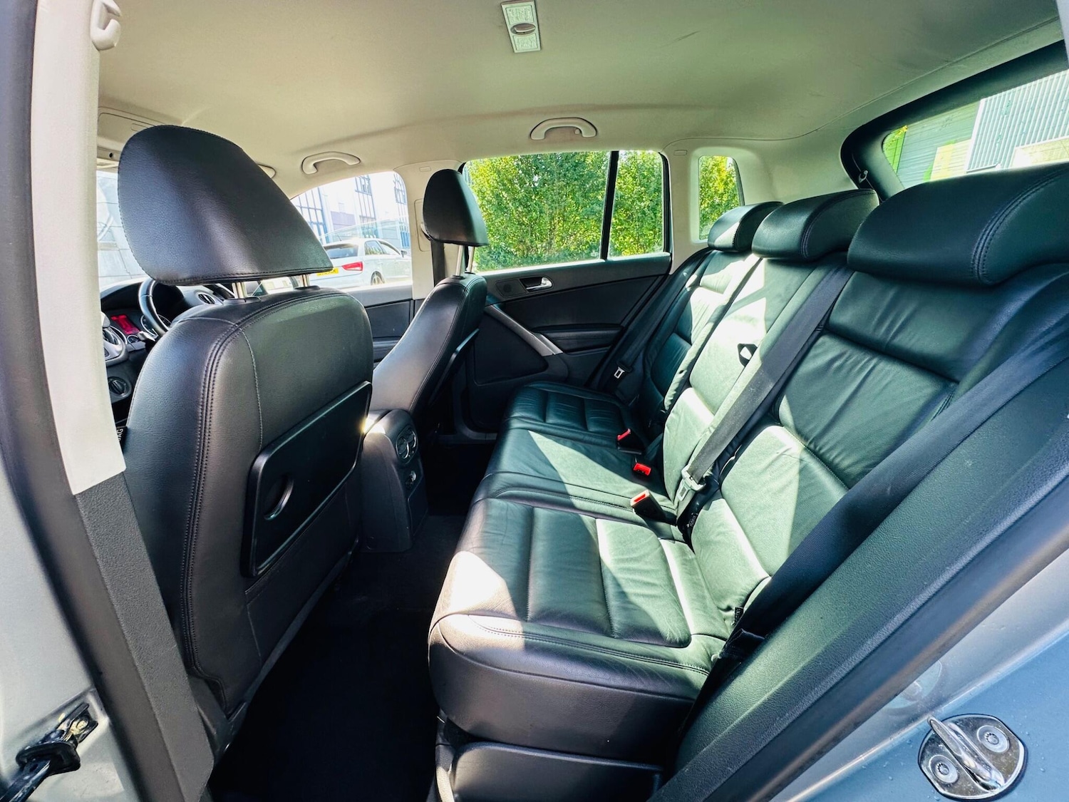 Used Volkswagen Tiguan 2009 for sale - 76446434: Photo 12