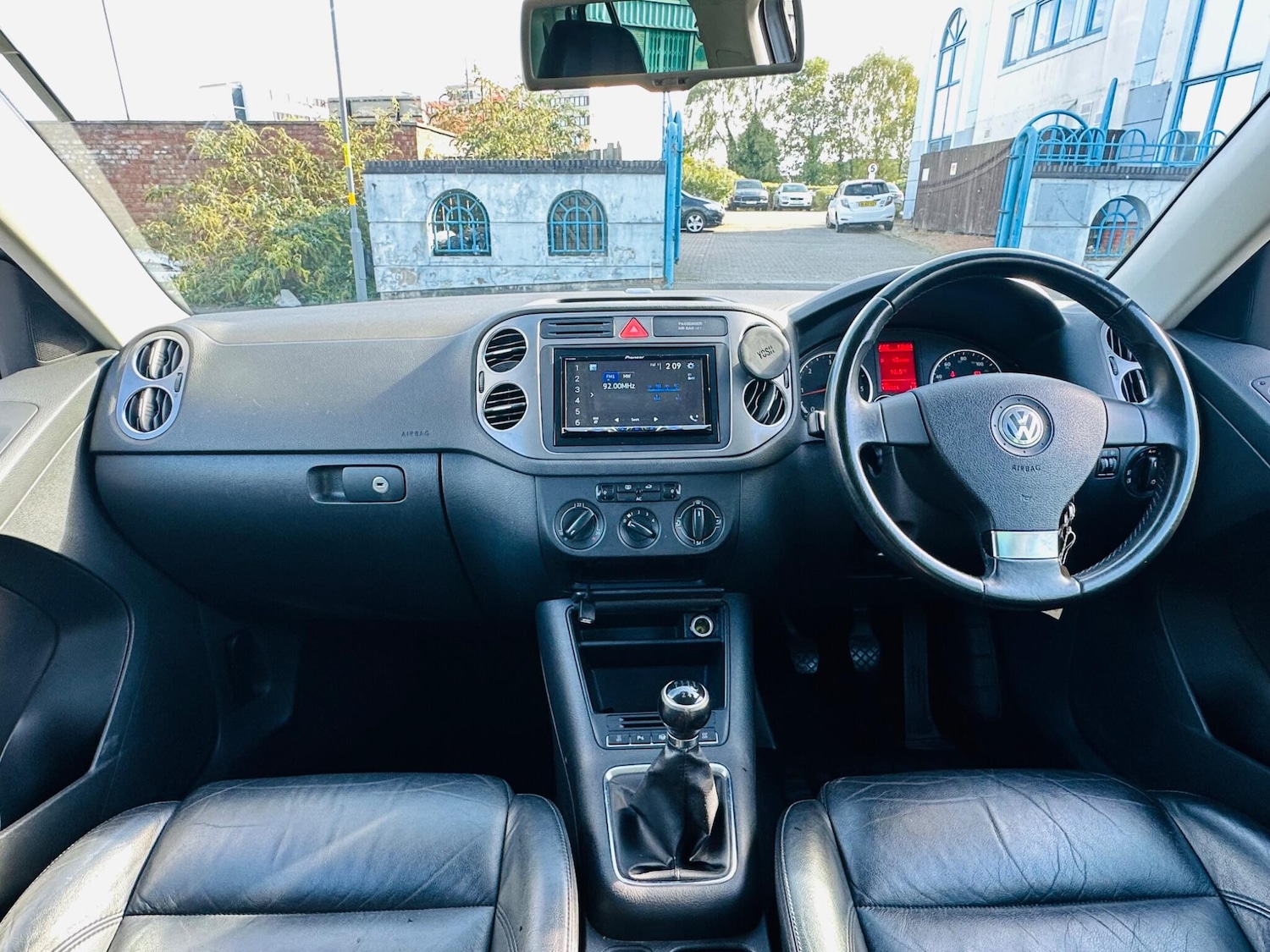 Used Volkswagen Tiguan 2009 for sale - 76446434: Photo 16